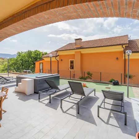 044b - Moderna 01-24d Con Vasca Idromassaggio In Giardino, Solo 15 Minuti Dal Mare E - Posto Auto Gratuito Apartament *