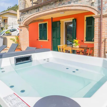 044b - Moderna 01-24d Con Vasca Idromassaggio In Giardino, Solo 15 Minuti Dal Mare E - Posto Auto Gratuito * San Lazzaro (Genoa)