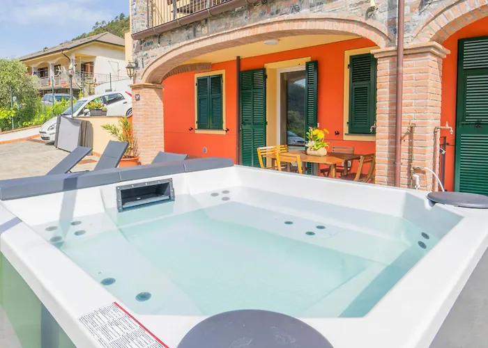 044b - Moderna 01-24d Con Vasca Idromassaggio In Giardino, Solo 15 Minuti Dal Mare E - Posto Auto Gratuito * San Lazzaro (Genoa)